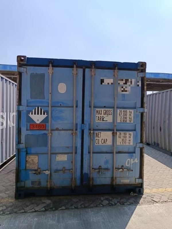 Class 9 lithium battery container with DG placard