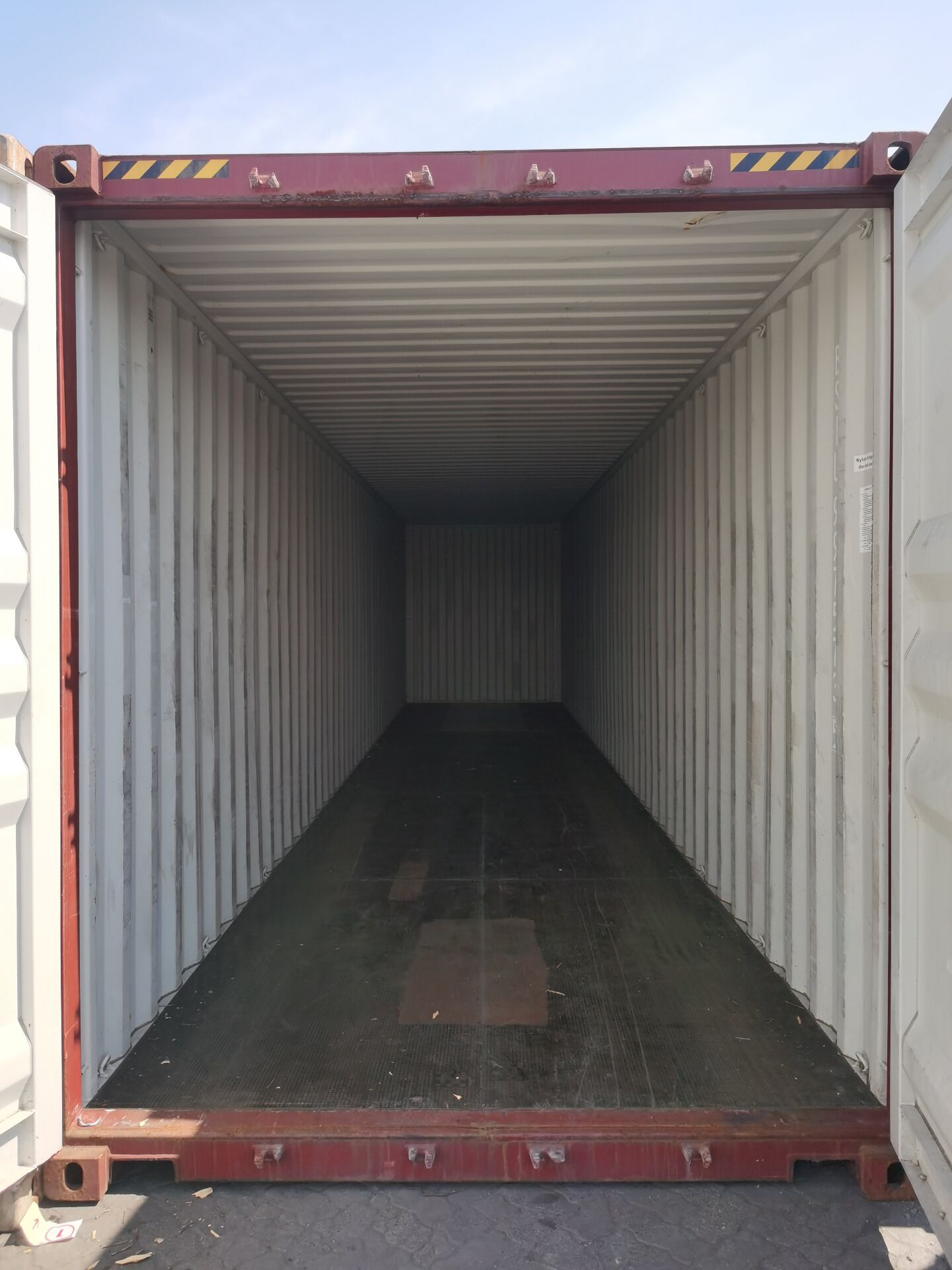 Container lining and condition check